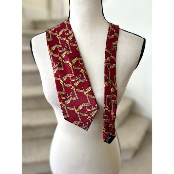 Vintage Burgundy Red Silk Venetian Venice Gondola St. Mark's Square Tie - Picture 1 of 5